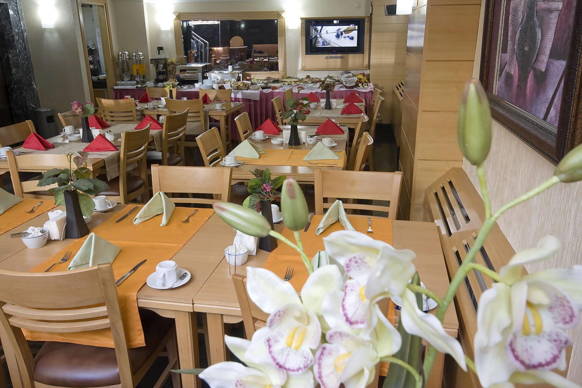 塔克西姆公园之星酒店 伊斯坦布尔 餐厅 照片
